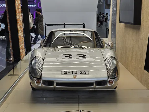 Porsche 904 — 4