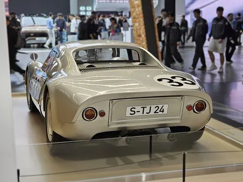 Porsche 904 — 6