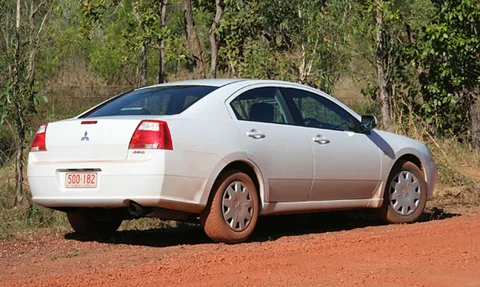 Mitsubishi 380 — 8