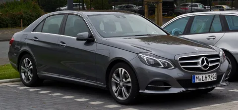 Mercedes-Benz W212