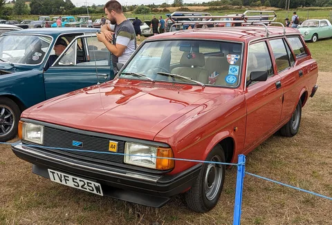 Morris Ital — 8