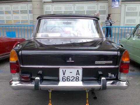 SEAT 1500 — 8