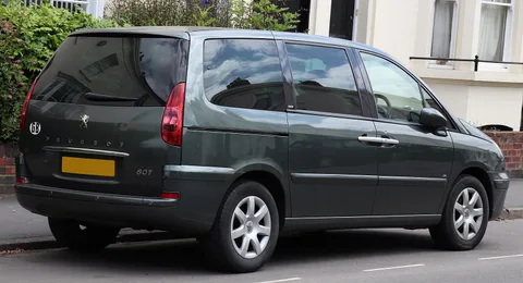 Peugeot 807 — 3