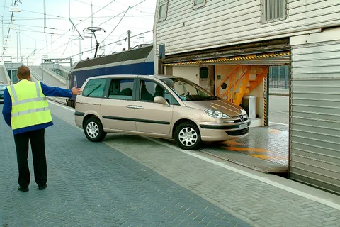 Peugeot 807 — 7