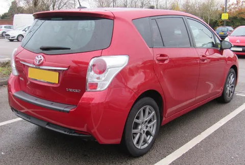 Toyota Verso — 4