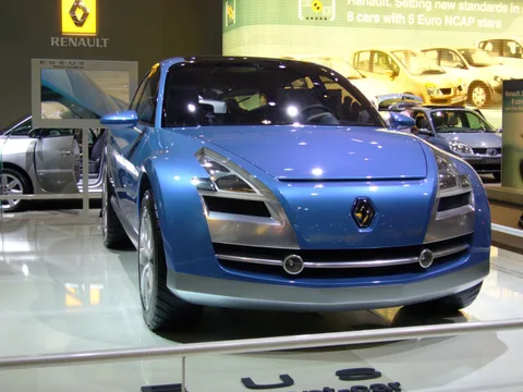 Renault Egeus — 6