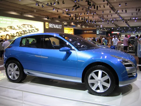 Renault Egeus — 8