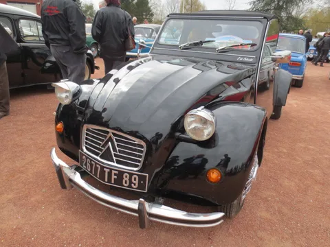 Hoffmann 2CV — 6