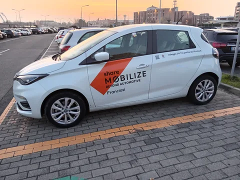 Renault Zoe — 7