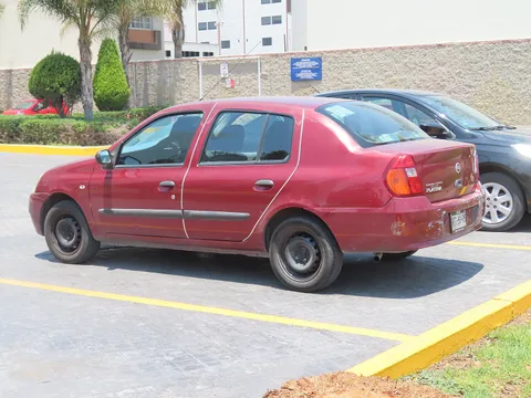 Nissan Platina — 3