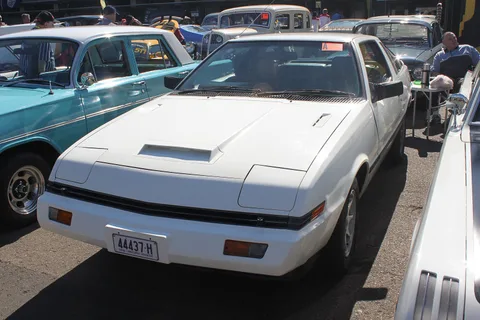 Mitsubishi Starion — 3