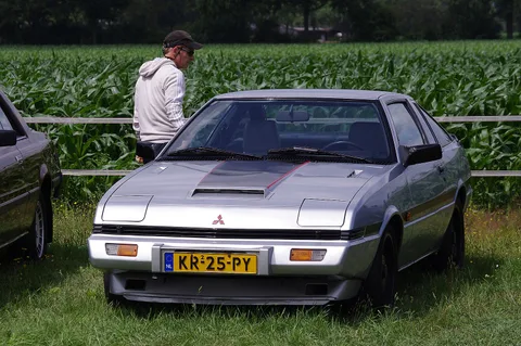 Mitsubishi Starion — 7