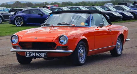 Fiat 124 Sport Spider — 5