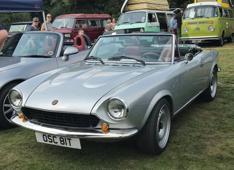 Fiat 124 Sport Spider — 7