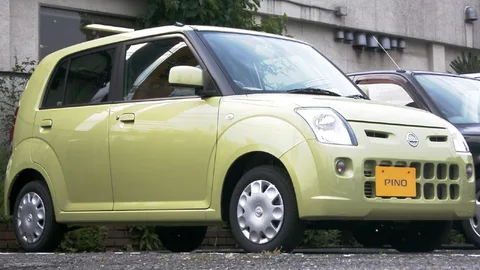 Nissan Pino — 3