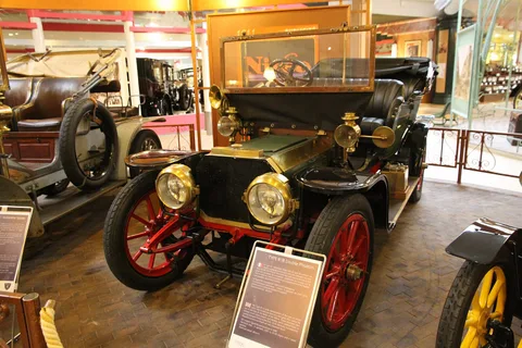 Peugeot Type 81 — 4