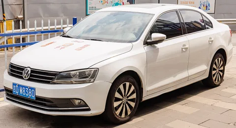 Volkswagen Jetta VI — 5