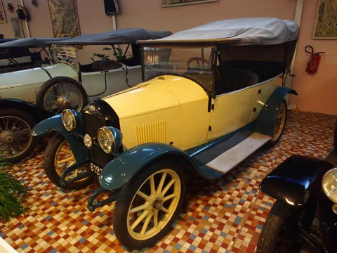 Peugeot Type 163 — 4
