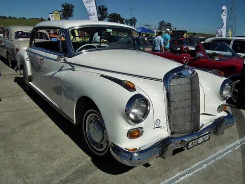 Mercedes-Benz W189 — 2