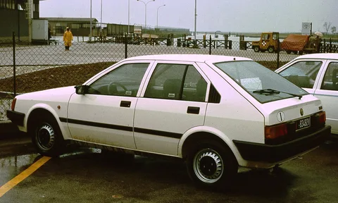 Alfa Romeo Arna — 5