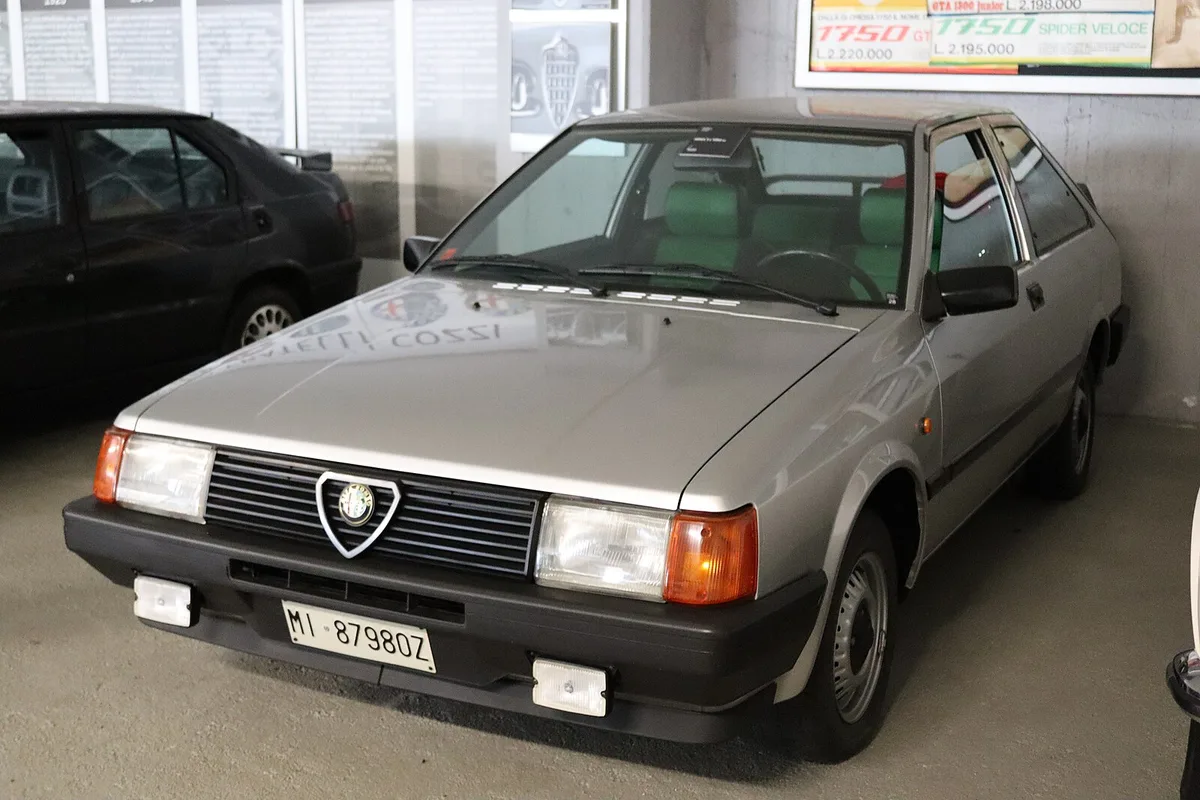 Alfa Romeo Arna