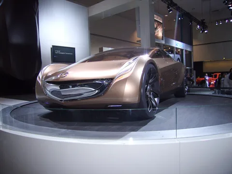 Mazda Nagare — 3