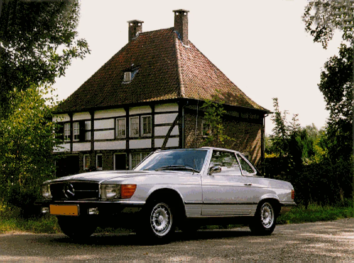 Mercedes-Benz R107 and C107