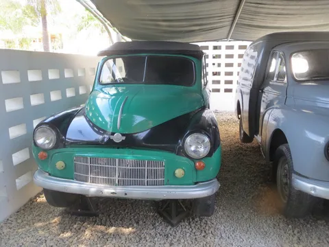 Morris Minor — 6