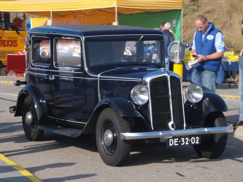 Renault Monaquatre