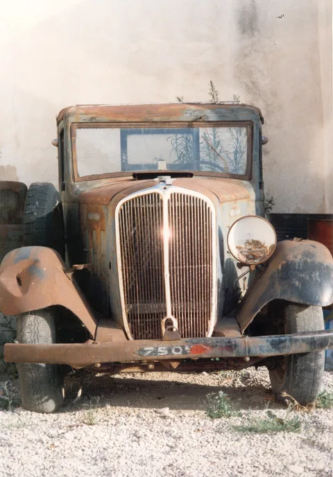 Renault Monaquatre — 3
