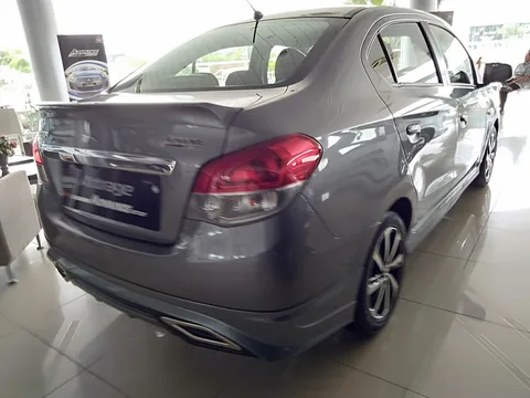 Mitsubishi Attrage — 5