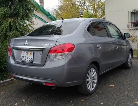 Mitsubishi Attrage — 7