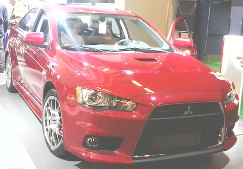 Mitsubishi Lancer Evolution X — 5