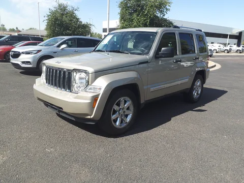Jeep Liberty — 5