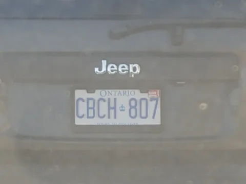 Jeep Liberty — 8
