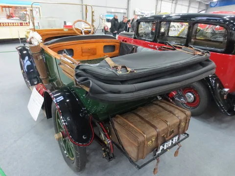 Delahaye Type 32 — 8