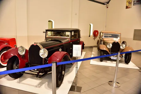 Bugatti Type 46 — 2
