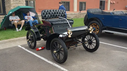 Oldsmobile Curved Dash — 3