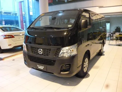 Nissan NV350 — 6