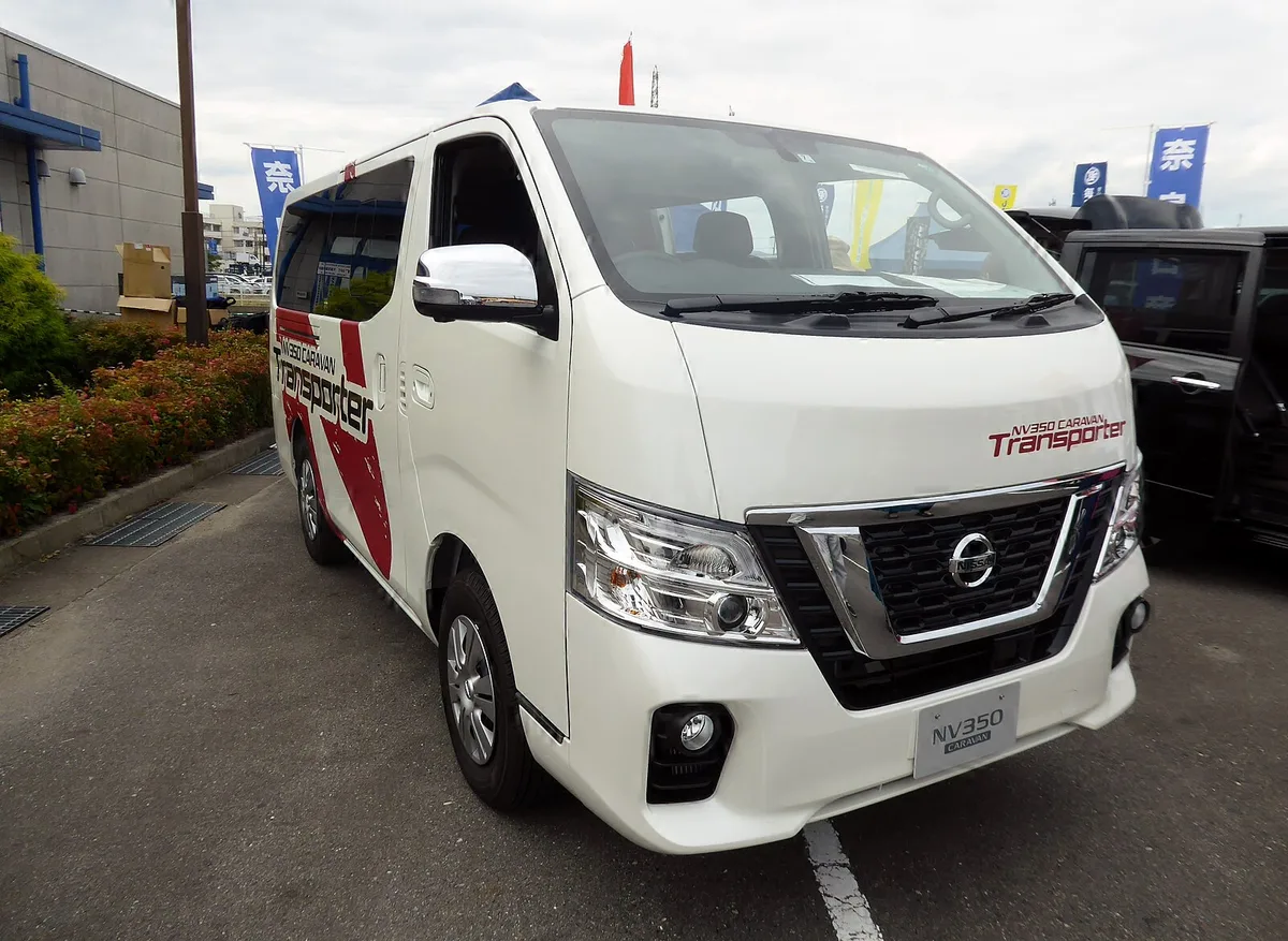 Nissan NV350