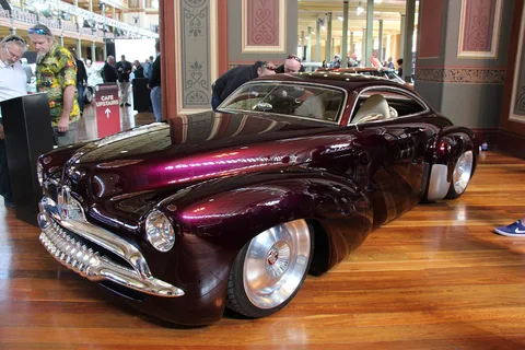Holden Efijy — 2