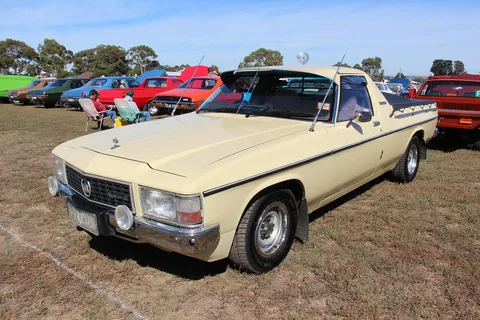 Holden WB — 7