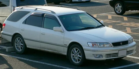 Toyota Mark II Qualis — 3