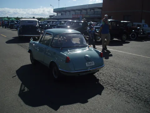 Mazda R360 — 5