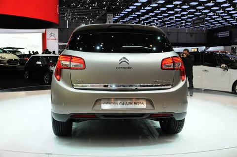 Citroën C4 Aircross — 7