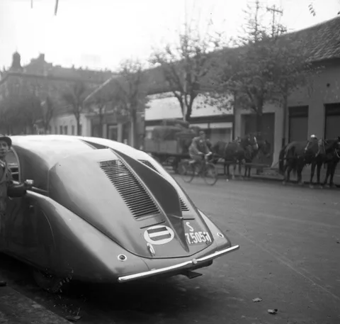 Tatra 77 — 5