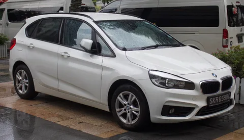 BMW 2 Series Active Tourer — 8