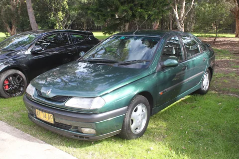 Renault Laguna I — 3