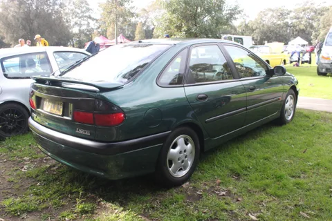 Renault Laguna I — 4
