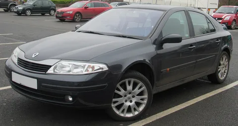 Renault Laguna II — 3